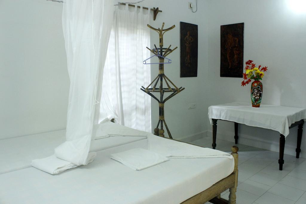 Hotel Jickys Nest à Varkala Chambre photo
